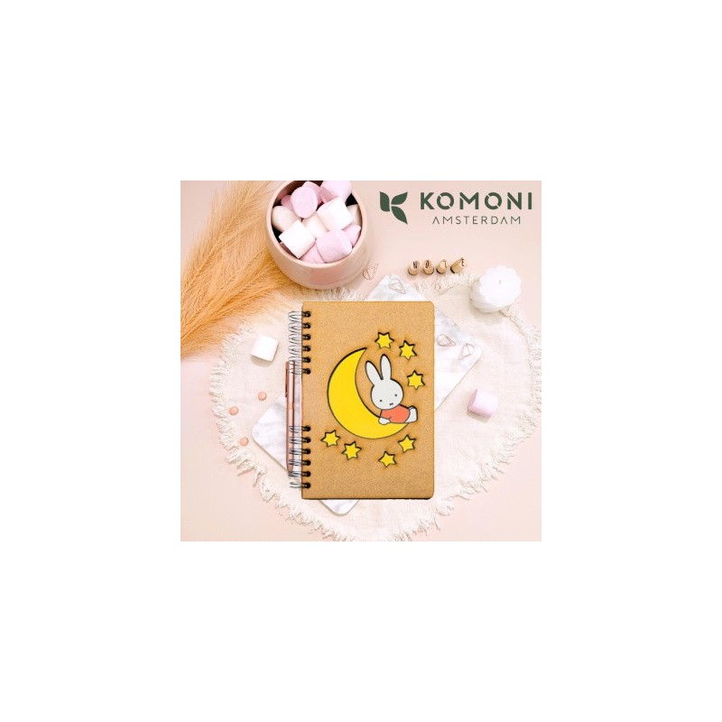 carnet bois komoni miffy sur la lune