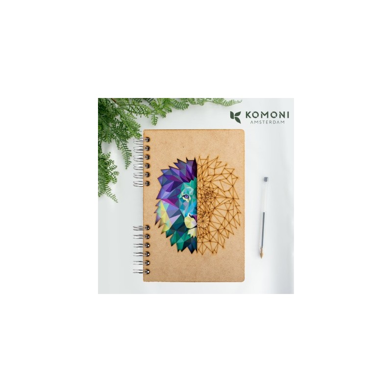 carnet bois komoni lion